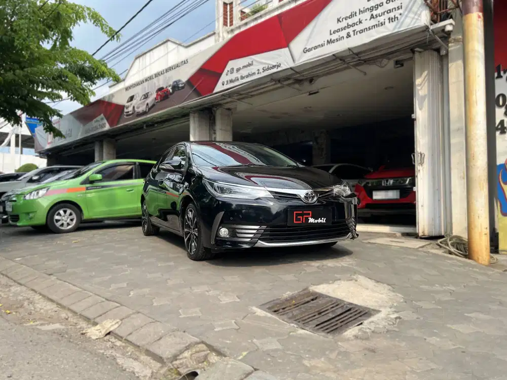 Toyota Corolla Altis 1.8 V AT Matic 2019