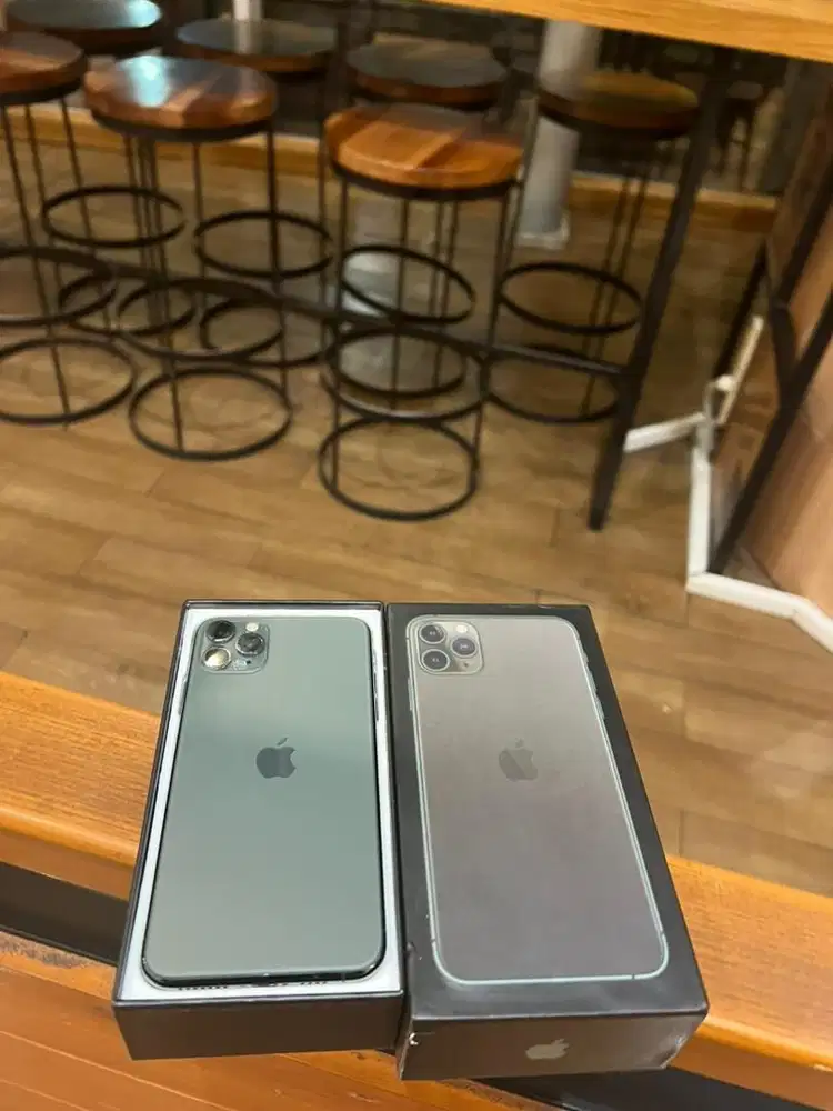 iphone 11 pro max 256gb masih benar baru