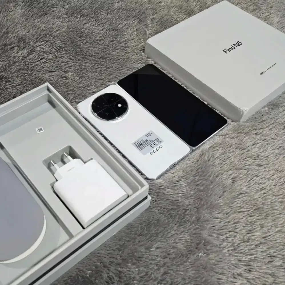 Oppo Find N5 white mulus garansi resmi