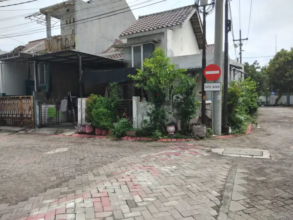 LANGKAH, STRATEGIS DEKAT MERR & KAMPUS STIKOM, Rungkut Surabaya   Rumah HOOK Murah Di Perum Greenlake Wonorejo Rungkut Surabaya