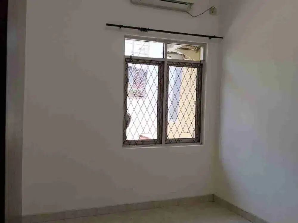 Disewakan Rumah Rapih di Gading Griya Kelapa Gading Jakarta Utara