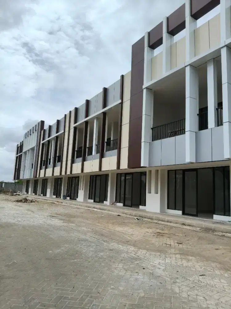 Ruko ready grand Batavia 2 cluster sirena free ppn