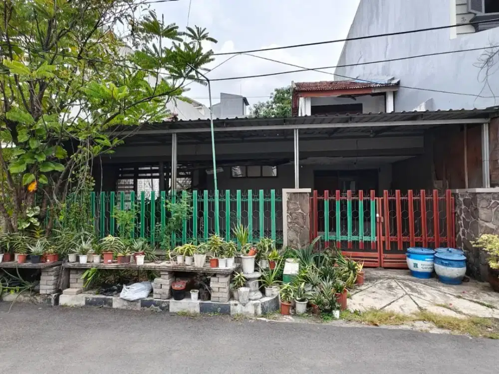 Dijual Rumah Luas Murah Lokasi Strategis Di Kompleks Gayungsari Barat Surabaya