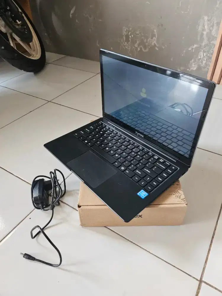 Laptop Zyrex Bunaken Celeron N4020 RAM 4GB 256GB SSD 14 HD Win10