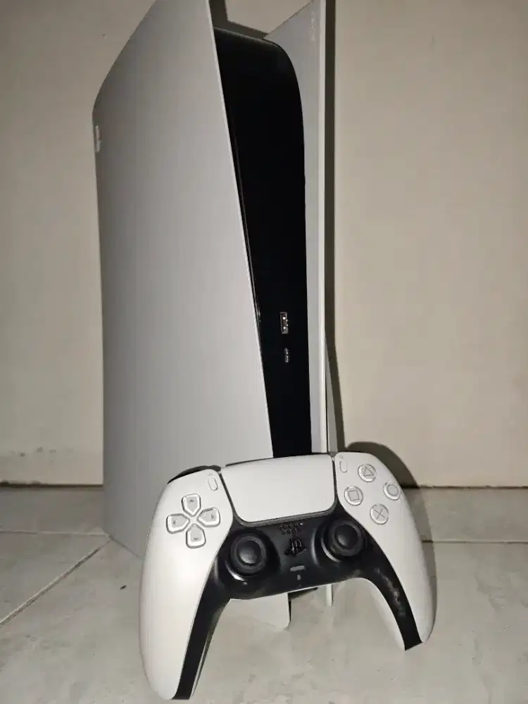 PS5 DISK VERSION Unit mulus dan terawat segelan