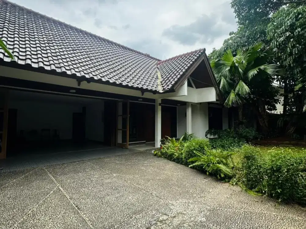 [For Rent] Disewakan Rumah di Kemang Timur 2lantai Jakarta Selatan