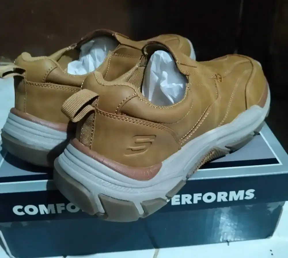 Sepatu Skechers ori dan new