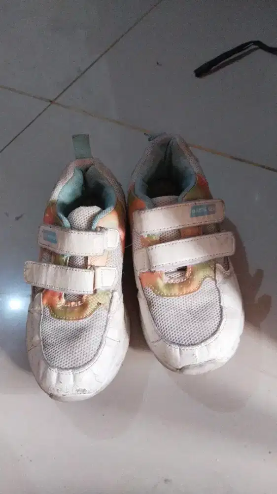 Sepatu anak perempuan - HSC 2025