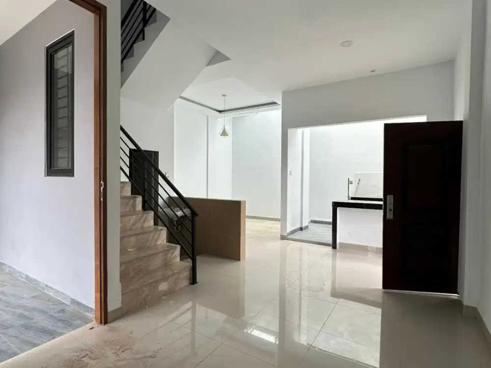 DIJUAL VILLA JALAN KARYA SETUJU KOMPLEK GRIYA GARDEN