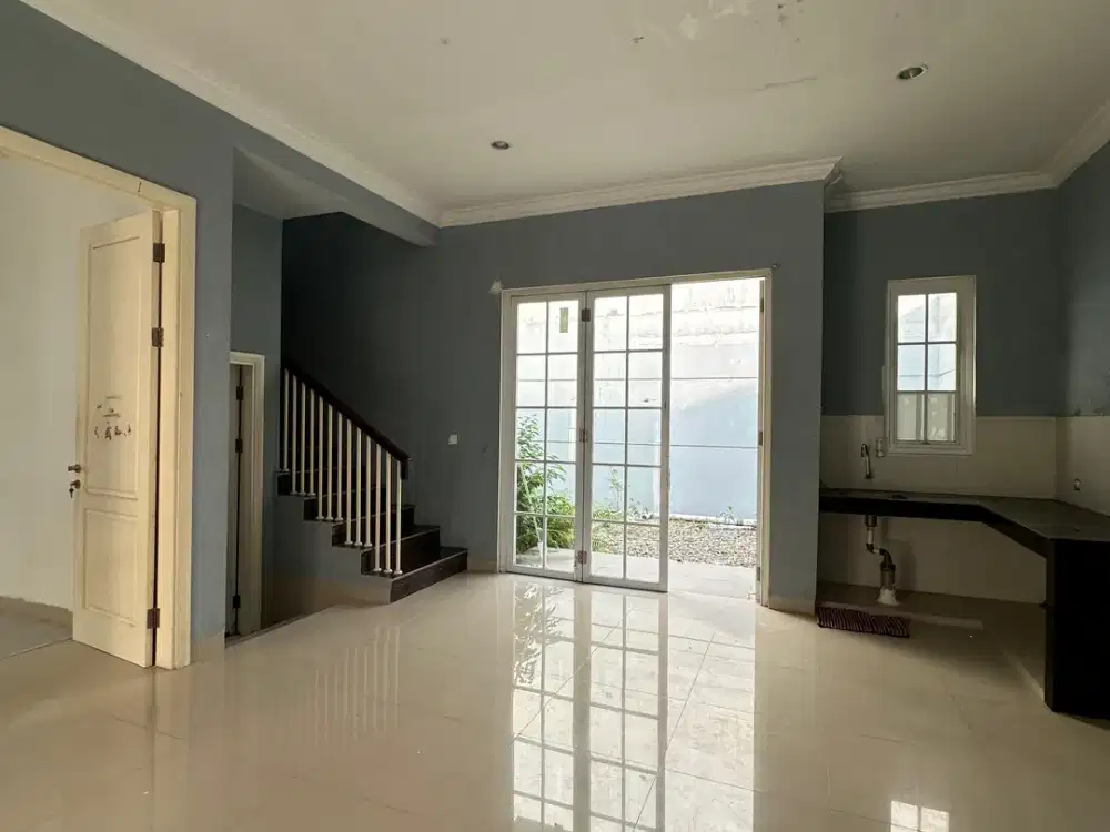 DISEWA VILLA  KOMPLEK CITRALAND GAMA CITY