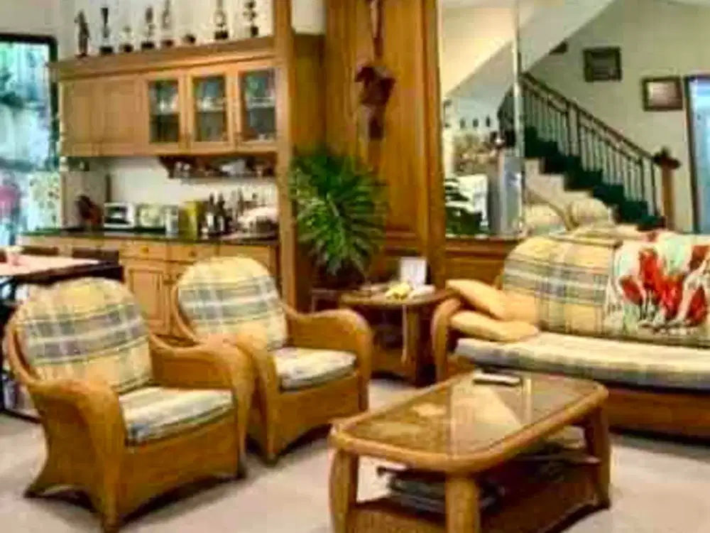 Jual Rumah Bagus 11x17m2 di Janur Elok