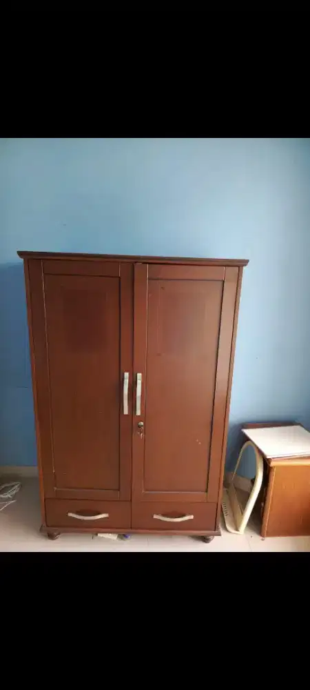 lemari baju kayu