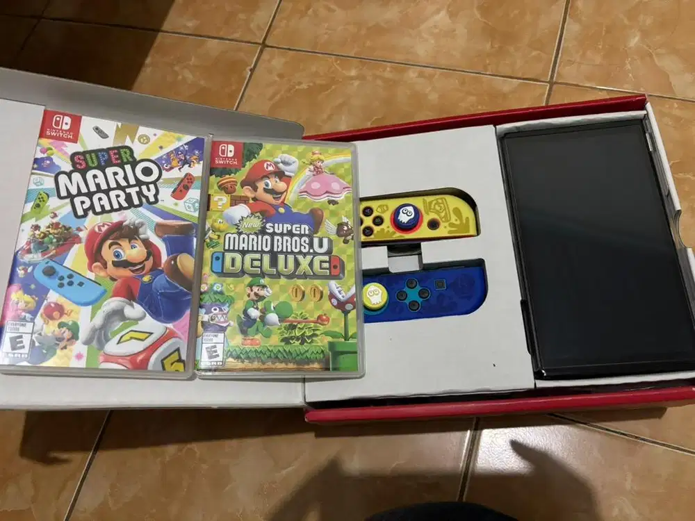 Nintendo Switch V2 Oled