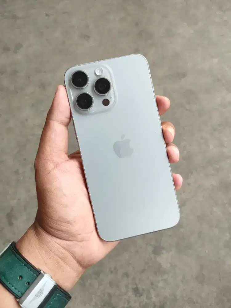 Iphone 15 promax 256gb ex iBox fullset full ori mulus