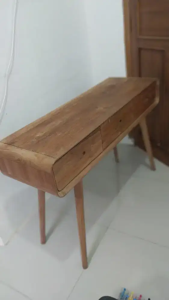 Meja Jati Kenangan Mantan