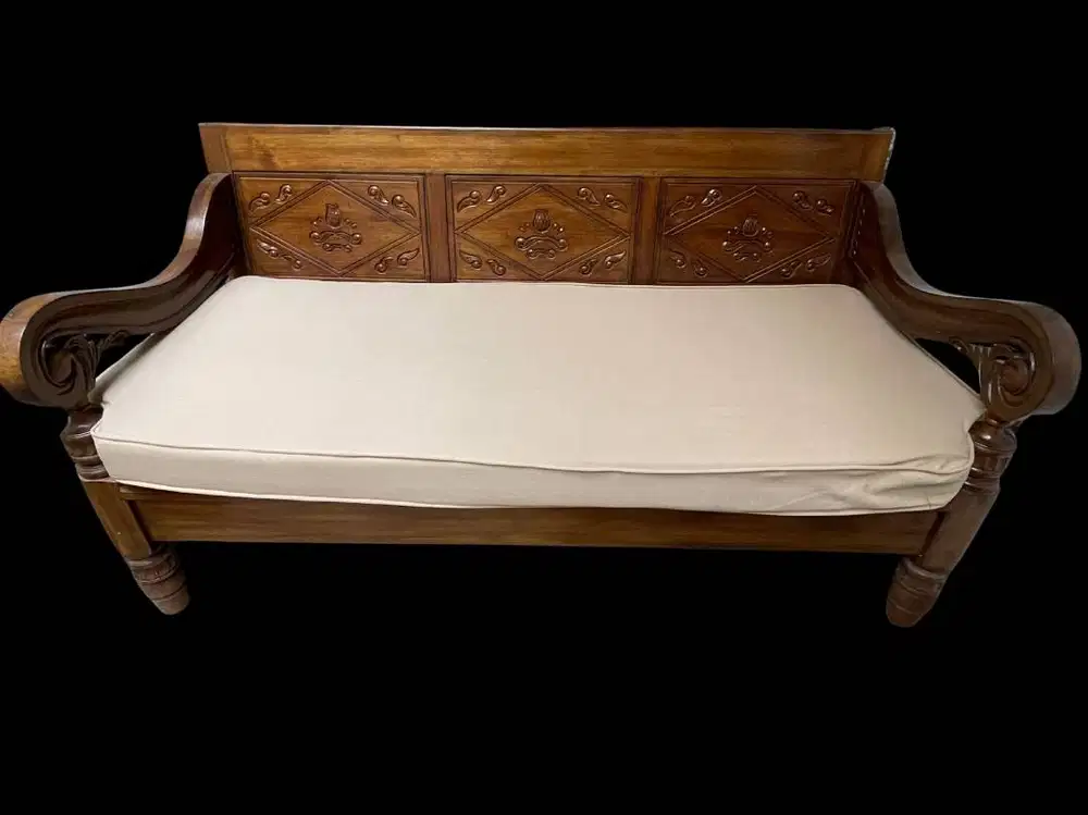 Jual Cepat: Kursi Bale Jati Coklat + Bantalan