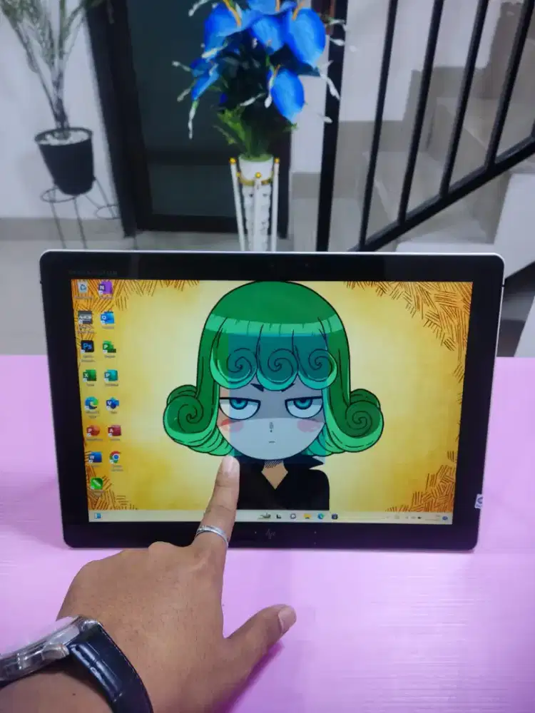 Laptop HP ELITE X2 1012 2in1 MULUS TOUCHSCREEN