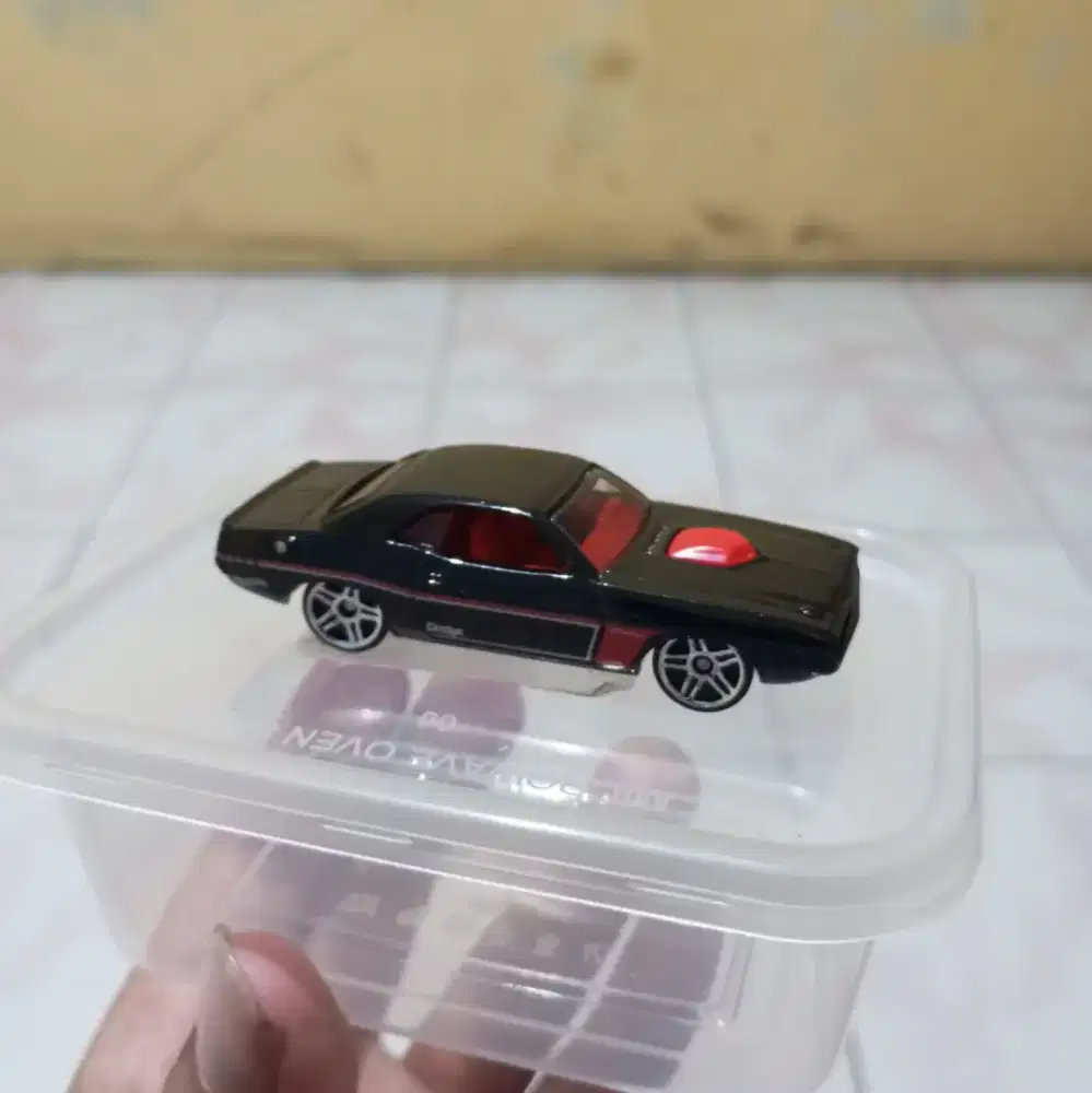 Hot Wheels Detroit Muscle - 70 Dodge Hemi Challenger Loose