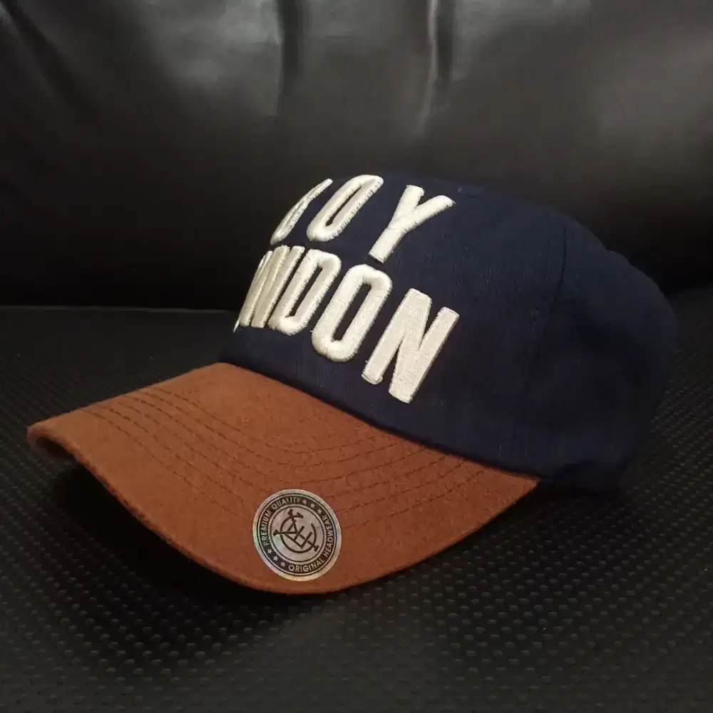 Topi Baseball Import Premium