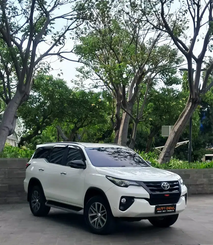 2017/2018 TOYOTA FORTUNER 2.4 VRZ AT 2017 ISTIMEWA