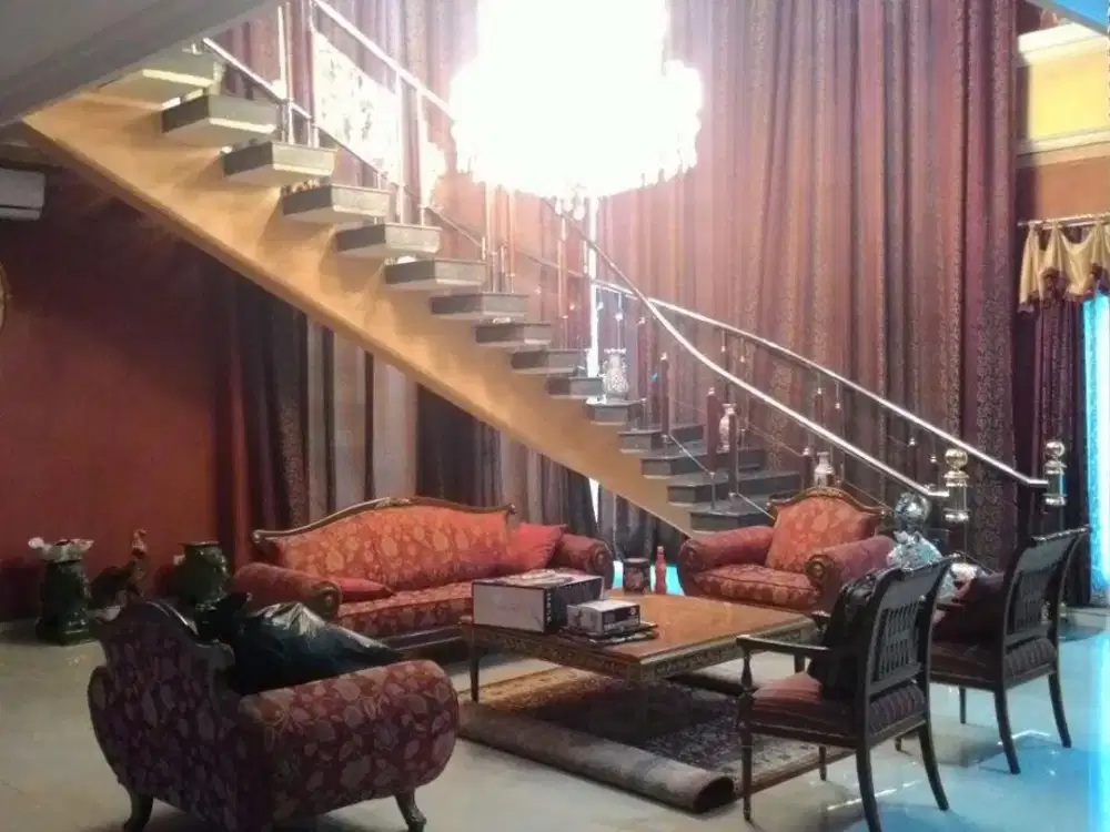 Dijual Rumah 2 lantai di Wijaya Timur Raya, Jakarta Selatan