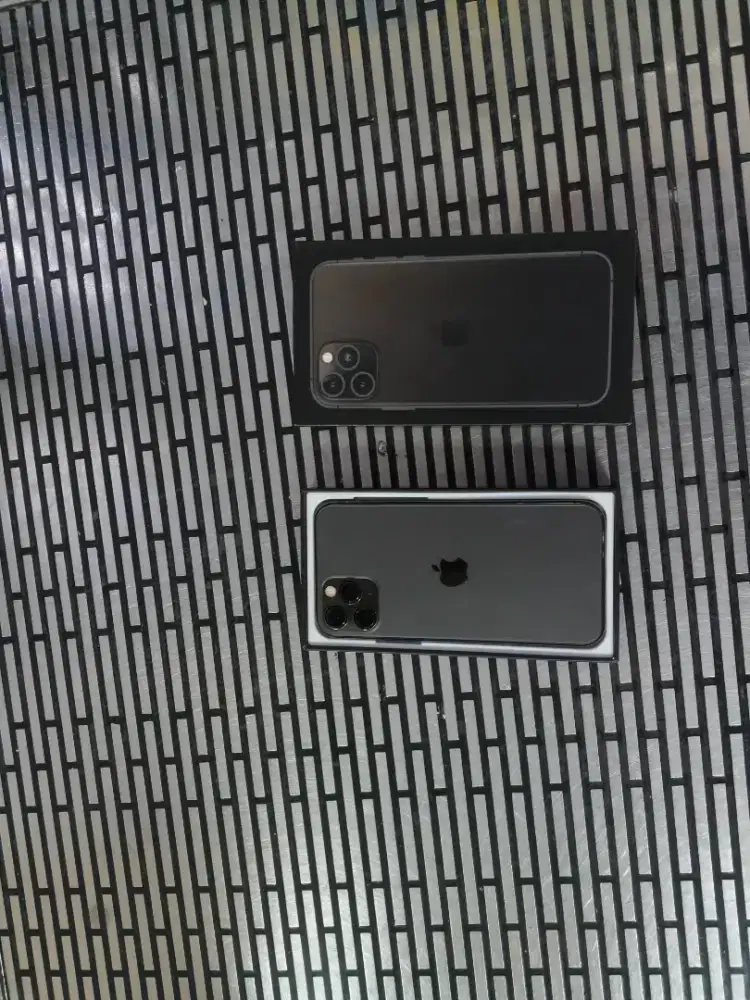 Iphone 11 pro max 256gn asoy murah