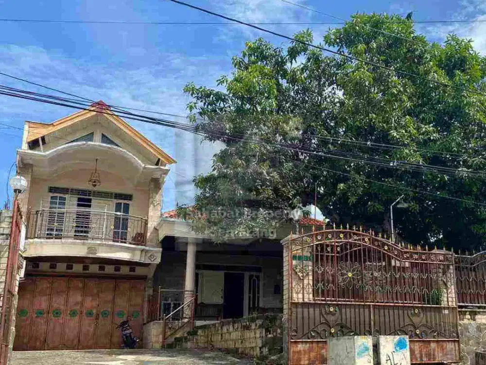 Rumah 1,5 Lt di Jl Rogojembangan Raya Tandang cocok untuk Kantor