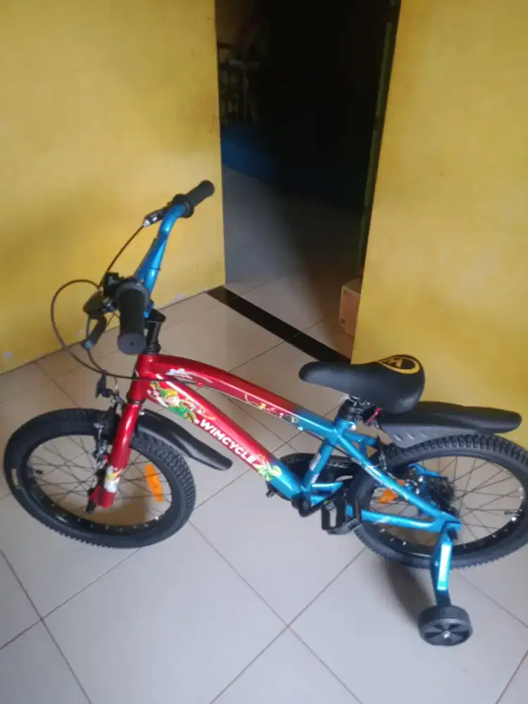 Sepeda BMX wimcycle 18 inchi