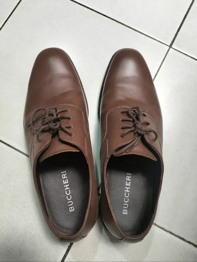 Dijual Cepat Sepatu Pantofel Pria Buccheri Size 42 Brown ORI