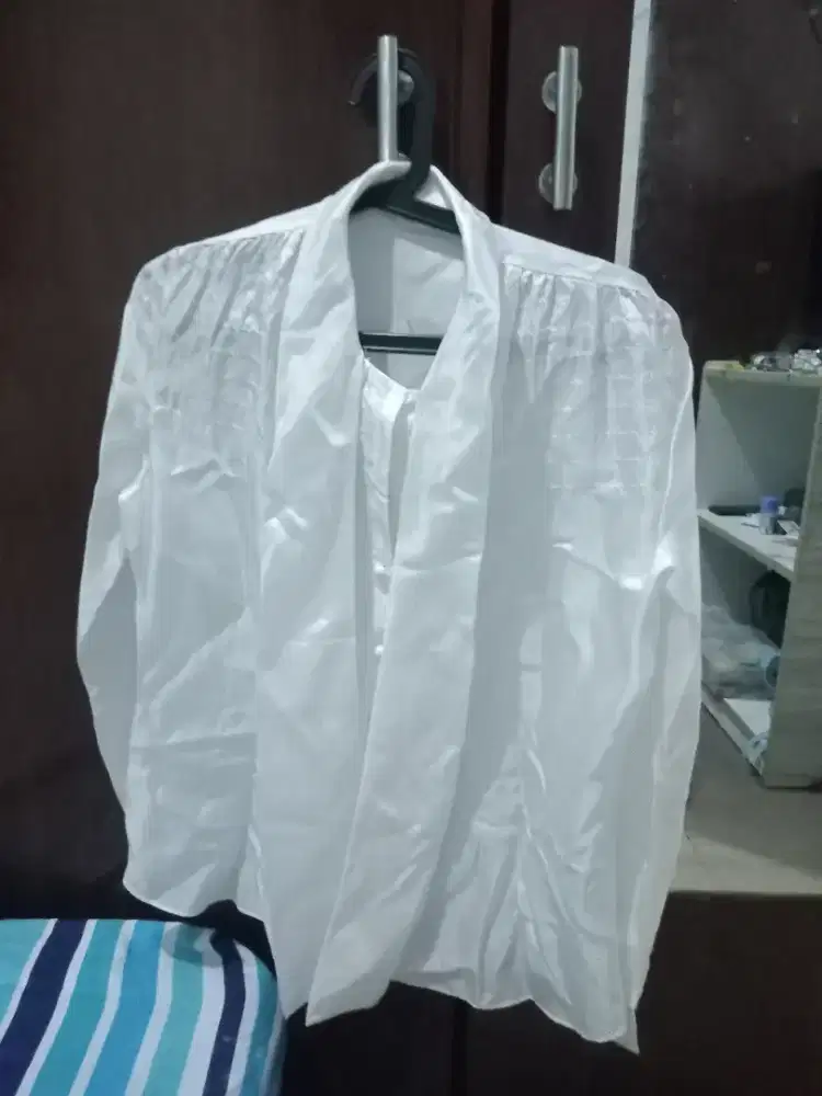 Dijual kemeja wanita
