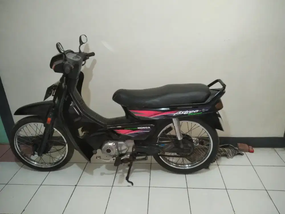 Di jual Astrea Grand 1996