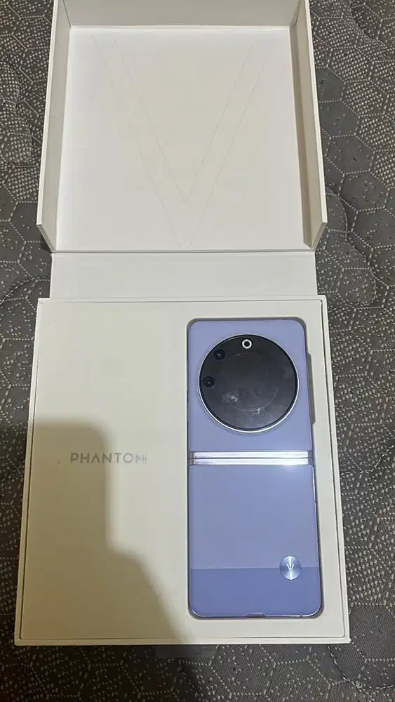 Tecno Phantom V Flip 5G 8/256GB