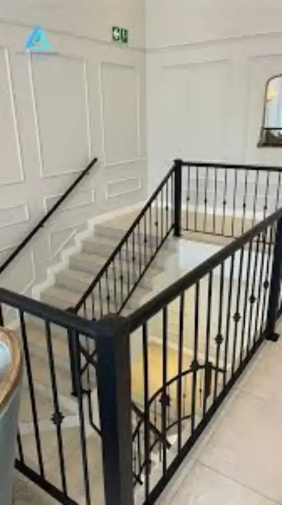 Reling tangga klasik