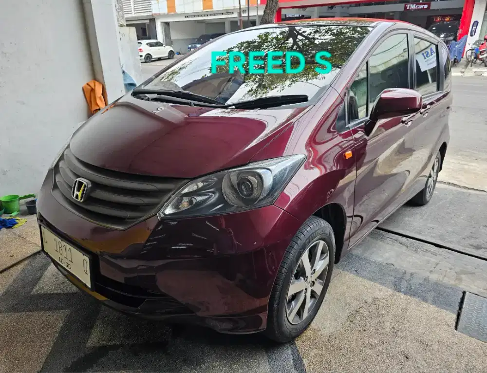 Honda Freed S 2009 km125rb frit fred frid 1.5 istimewa L surabaya