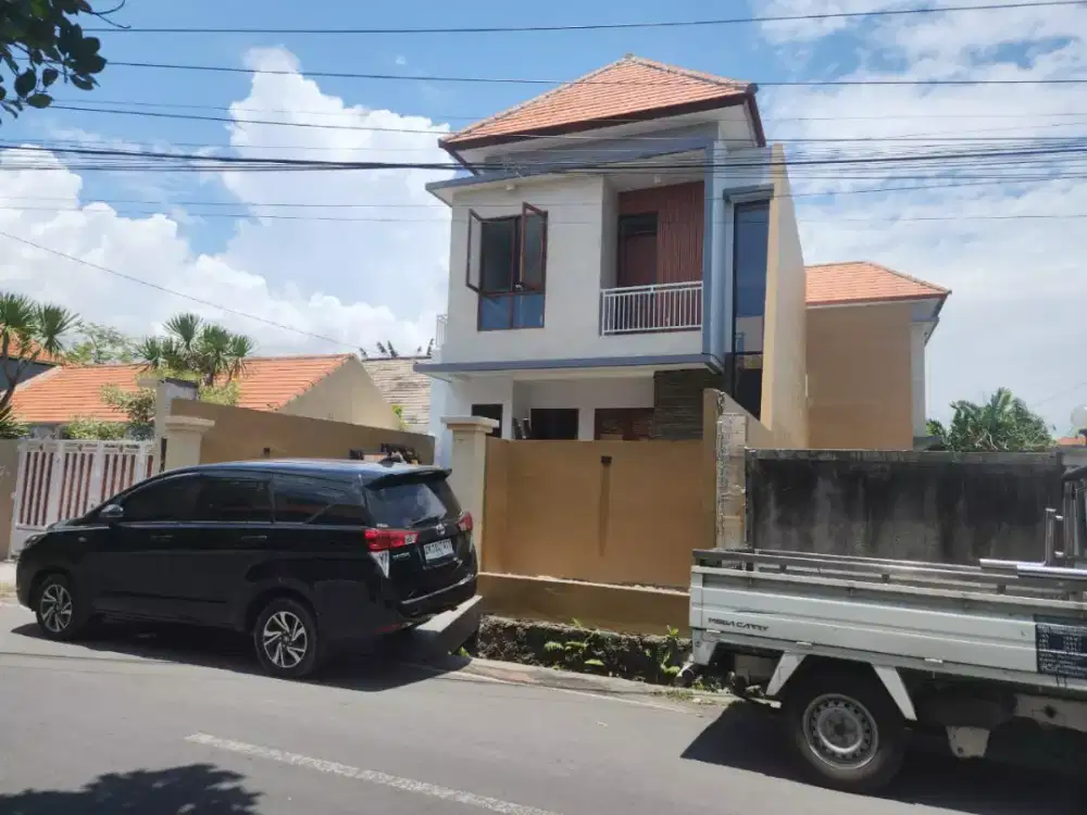 RUMAH BARU DENPASAR SELATAN PREMIUM LOCATION, 6 MENIT KE PLAZA RENON