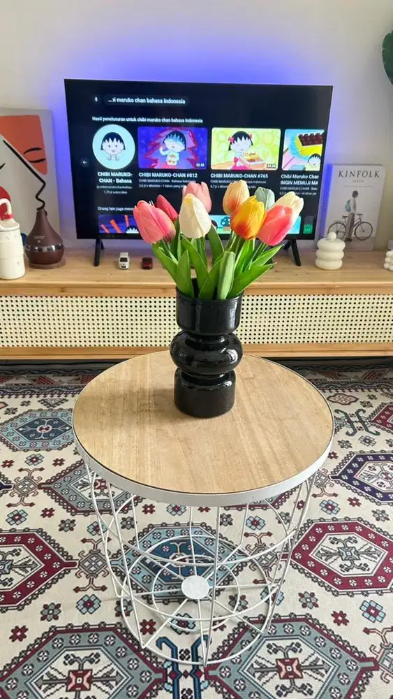 Meja topaz minimalis