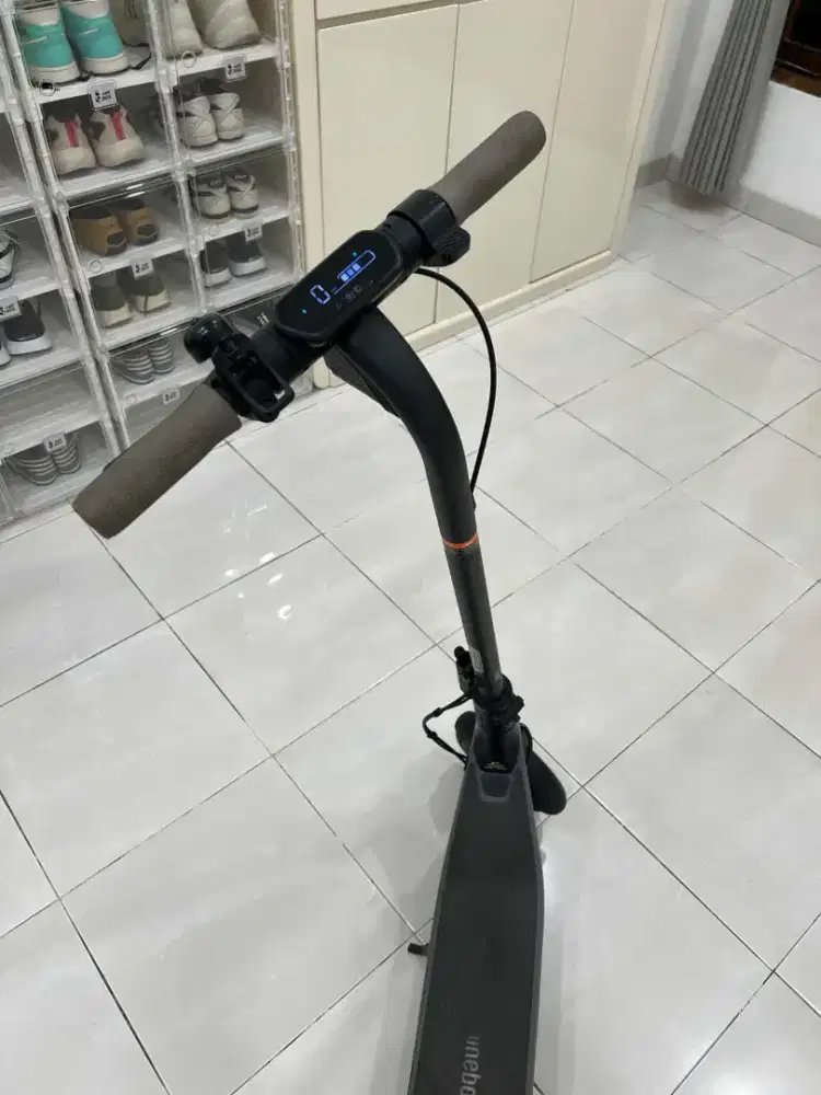 Ninebot segway ES2 tahun 2024