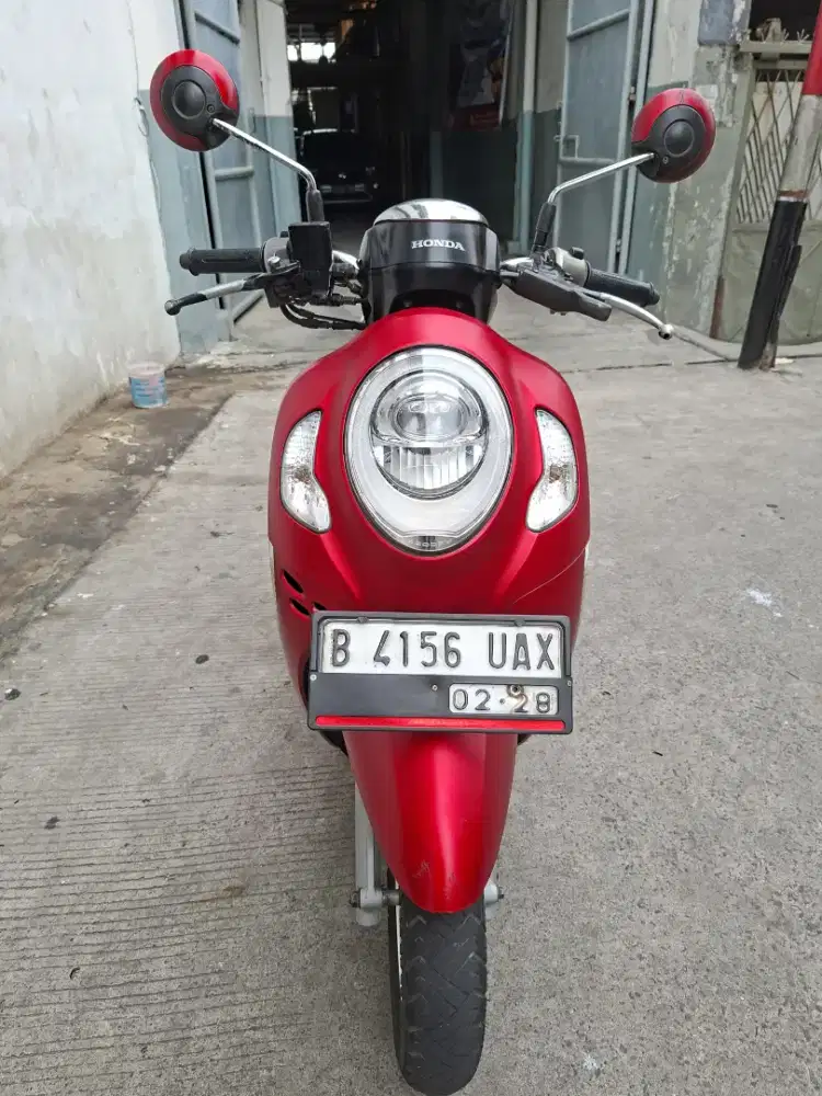 Scoopy Keyless 2023