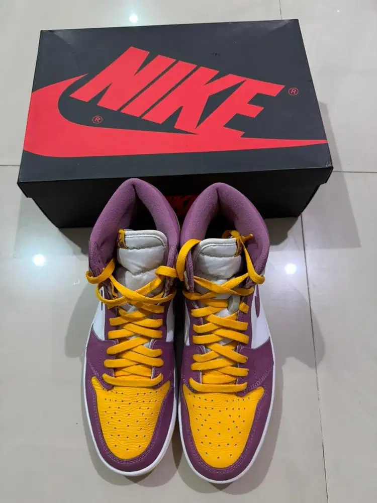 Di jual sepatu nike limited edition masih mulus bgt