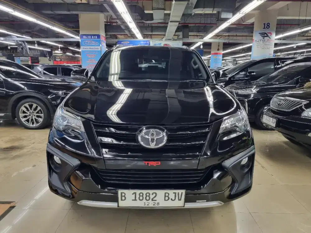 TOYOTA FORTUNER VRZ TRD 2018