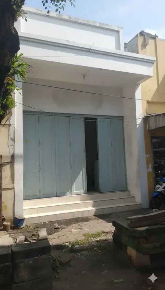 Disewakan Ruko Baru Renovasi Rapi Bersih