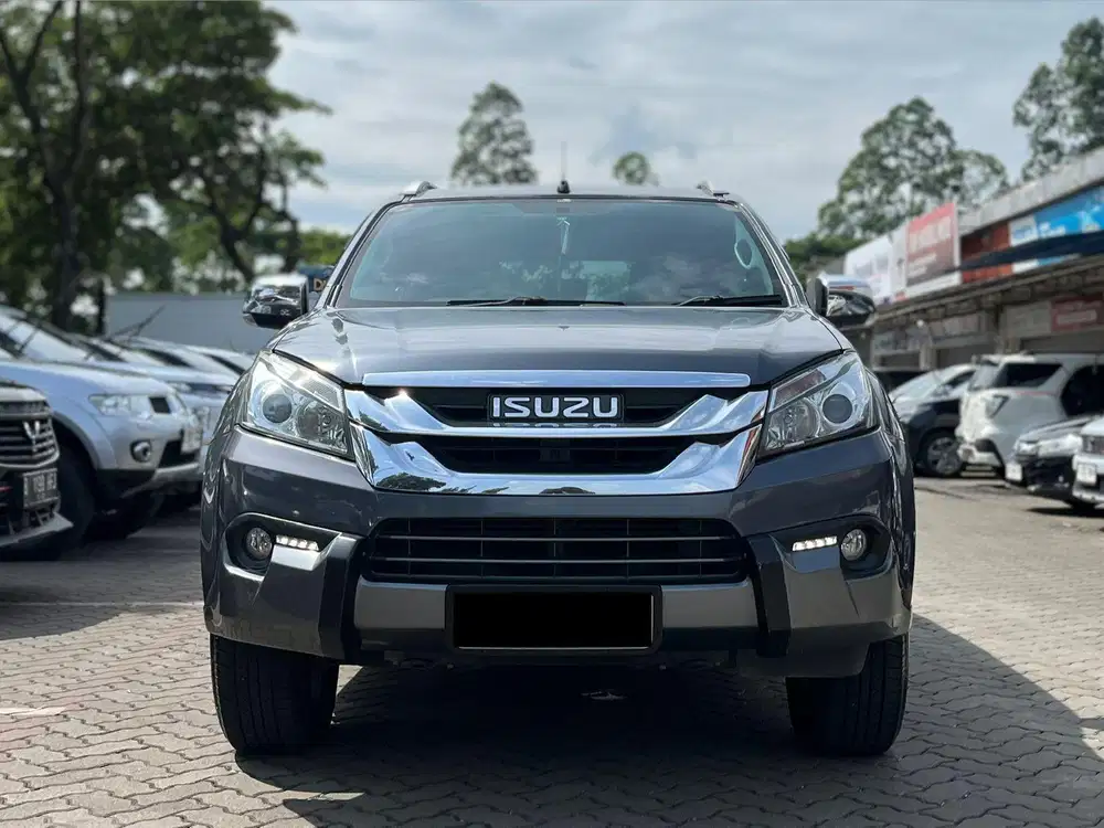 ISUZU MUX 2.5 AT 2017 ABU- ABU KM 154RB