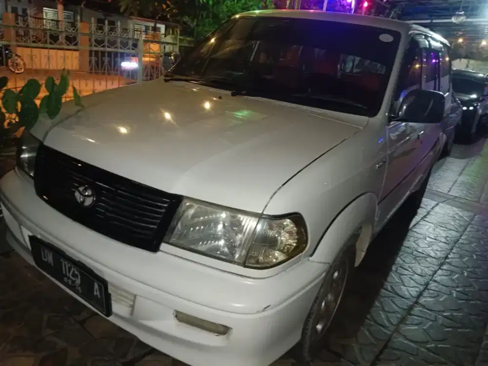 dijual kijang 2001