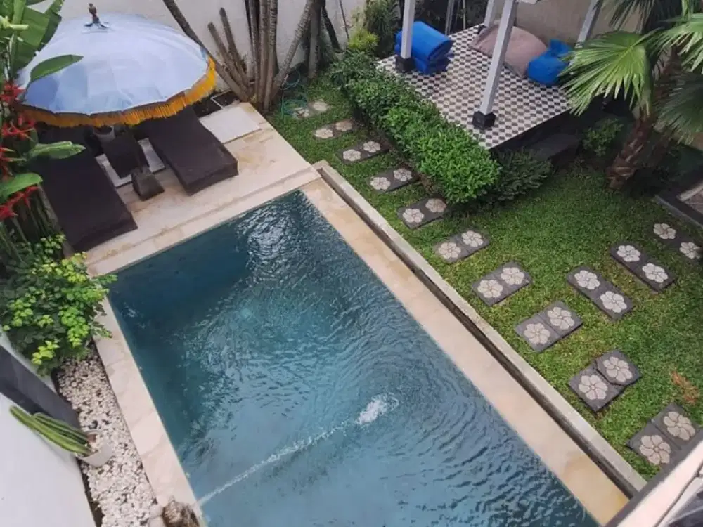 Luxury Vila Modern di Jalan Utama Pantai Nelayan Canggu