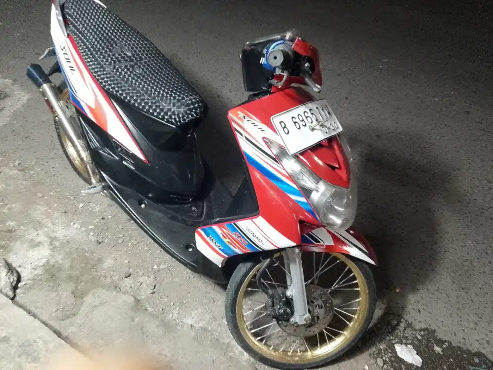 Mio soul bonus Pelek jari jari dan knalpot racing dan 2 motor lainnya
