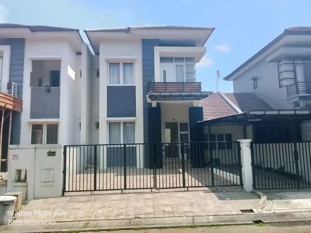 DIJUAL RUMAH MEWAH 200M² GRAND WISATA BEKASI BEBAS BANJIR