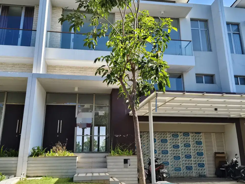 Dijual Rumah 3 Lantai Akses Ramai di Cluster Springville PIK 2