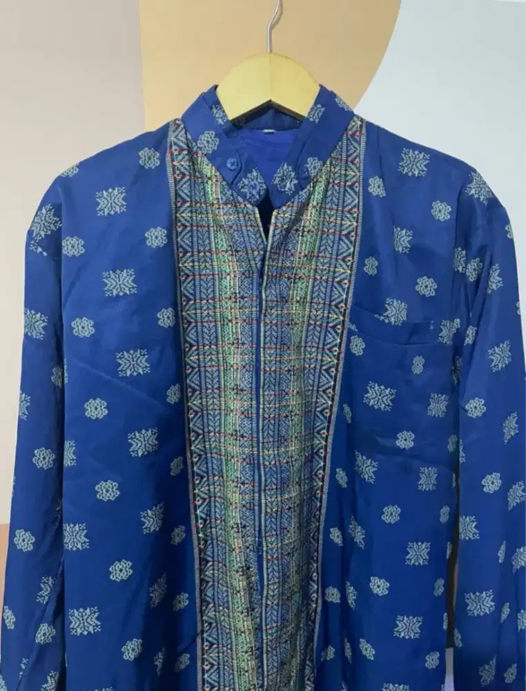 Kemeja Batik Pria Kerah Sanghai