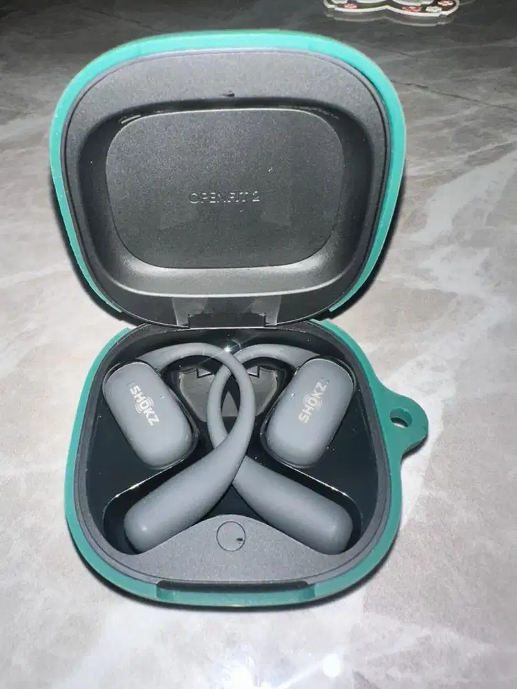 Shokz OpenFit 2 like new