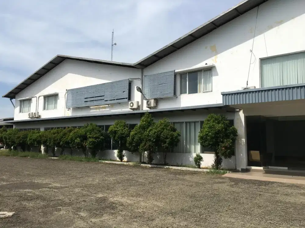 Gudang ex pabrik luas 43.772 m , Daan Mogot Tangerang,rapi